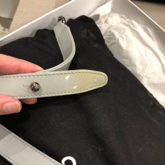 100% authentic!! Chanel chevron grey patent - Picture 10 of 10